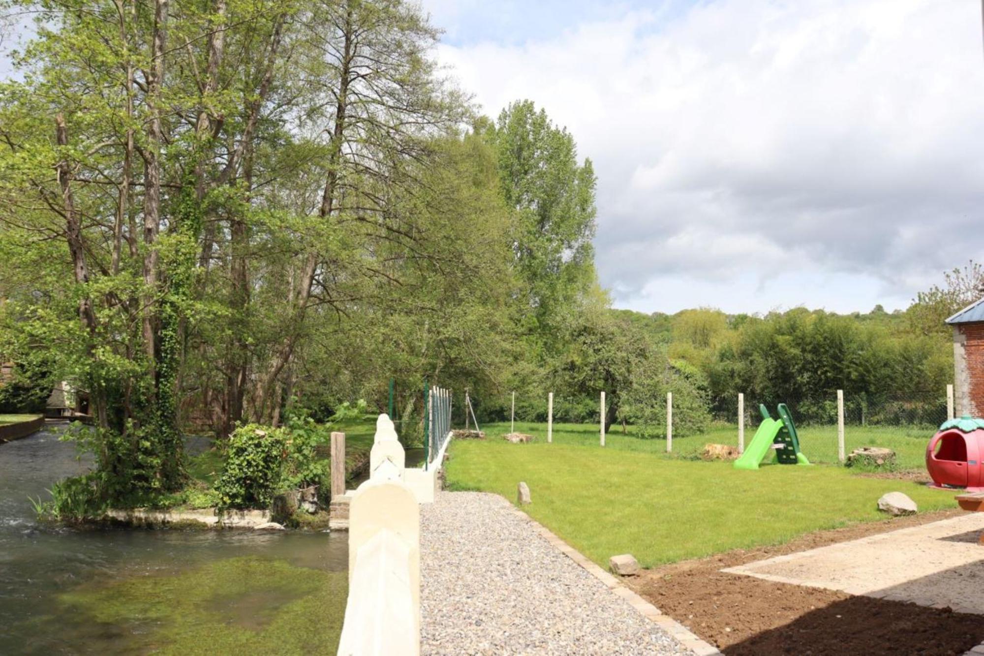 Au Clair Matin Sur L'Yeres Villa Sept-Meules Exterior photo